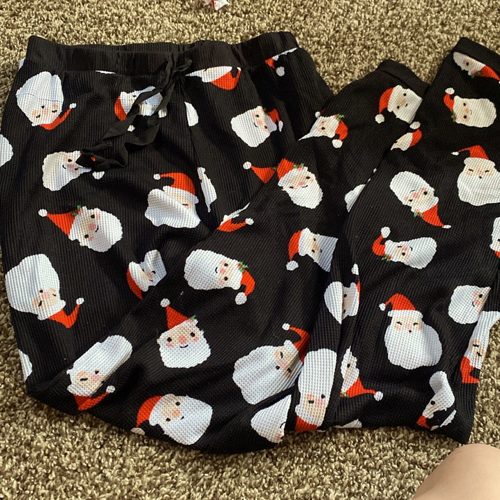 cute, comfy santa pants, these can work as lounge pants and pj’s